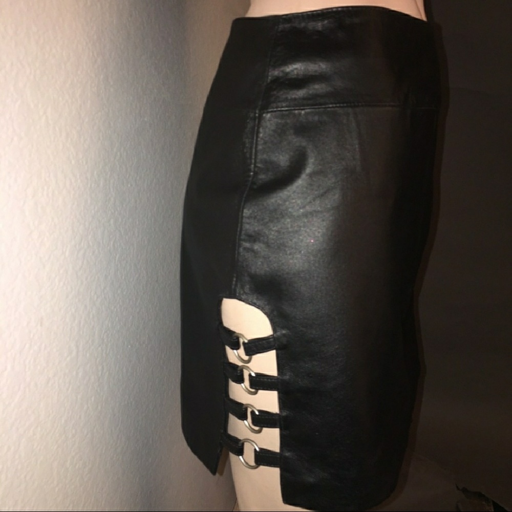 100% Leather Mini Skirt NWOT - Picture 2 of 6
